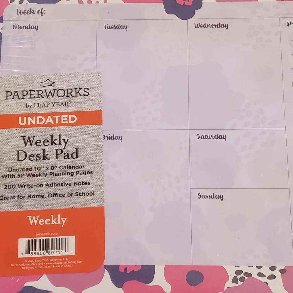 Message Board With Letters, Bonus Weekly Desk Pad & Post Its - Picture 5 of 12